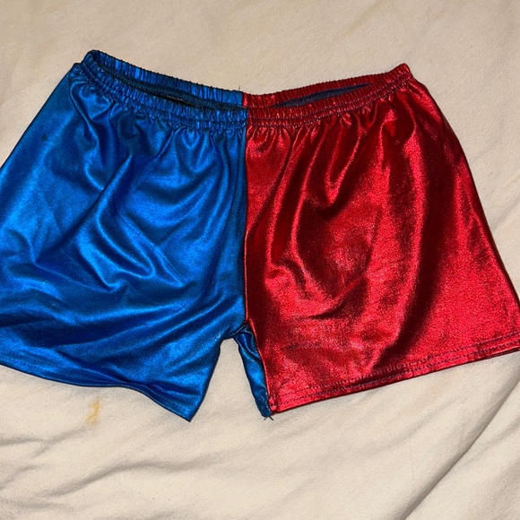 Harley Quinn costume shorts - Picture 5 of 8